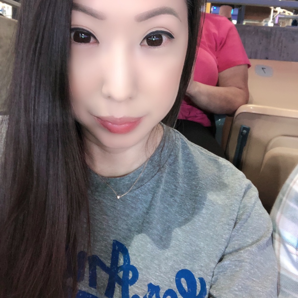 Meet your Posher, Esther